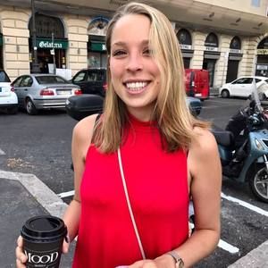 Meet your Posher, Lexie